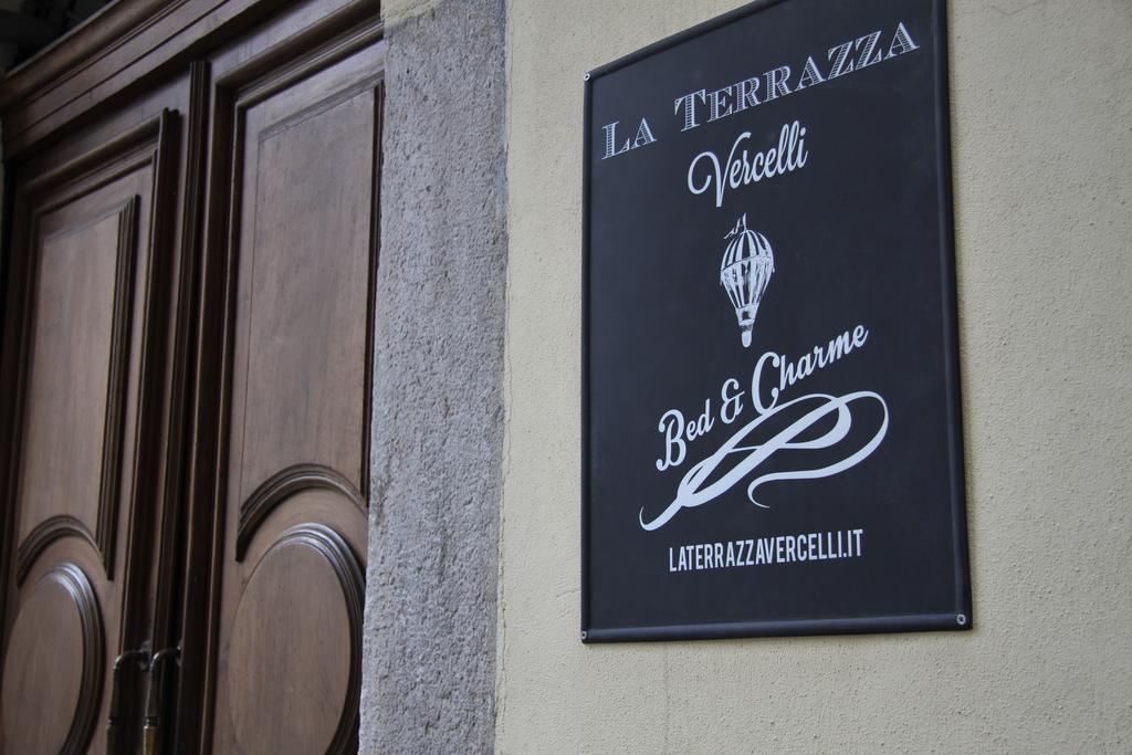 La Terrazza Vercelli Bed & Charme Exterior foto